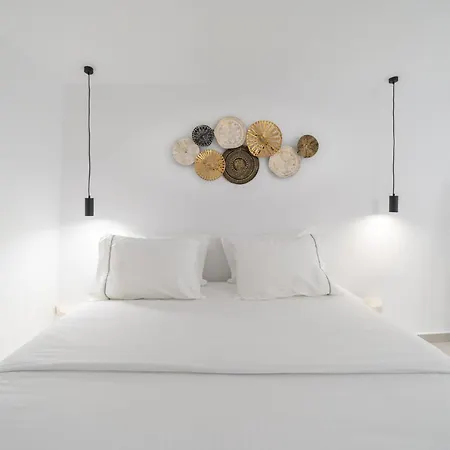 Deluxe Suite Sea View With Jetted Tub Bvs Oia Santorini