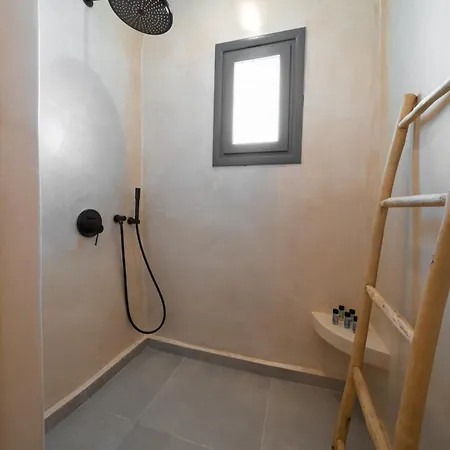 Villa Deluxe Suite Sea View With Jetted Tub Bvs Oia Santorini *