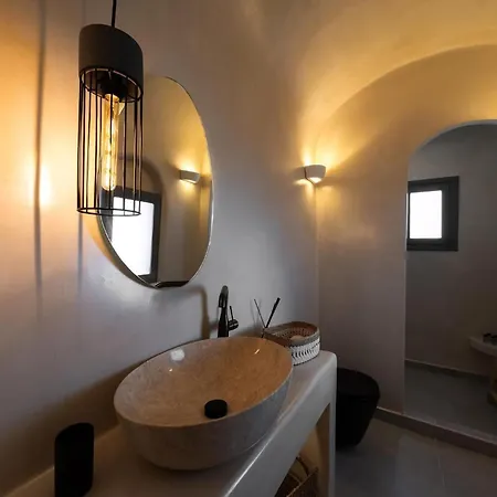 Deluxe Suite Sea View With Jetted Tub Bvs Oia Santorini Villa Oia (Santorini)